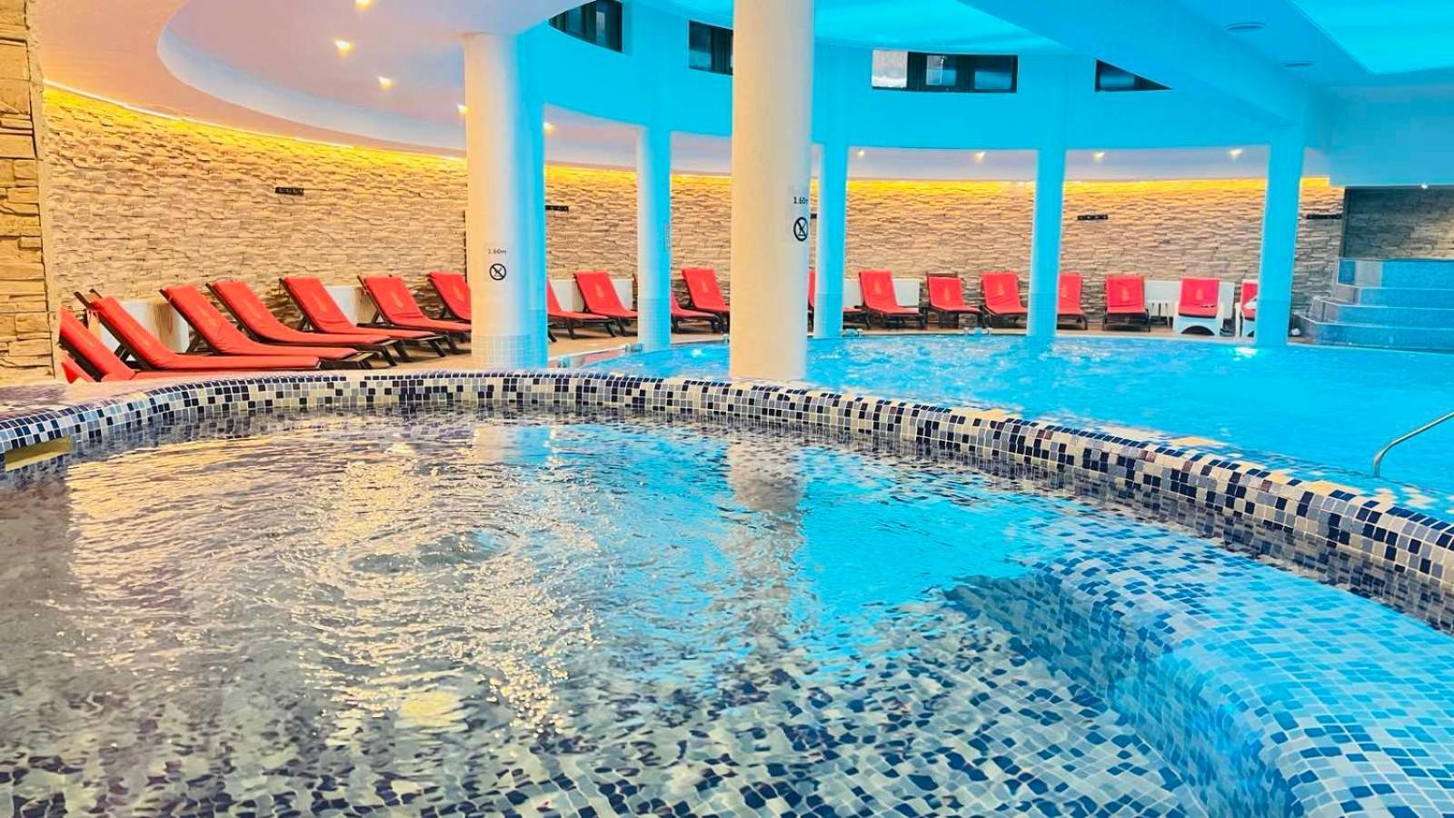 Hotel Orpheus - Casino And Spa Pamporovo Ngoại thất bức ảnh